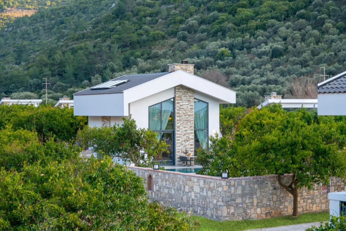 Özel Havuzlu Vadi Villaları 2+1