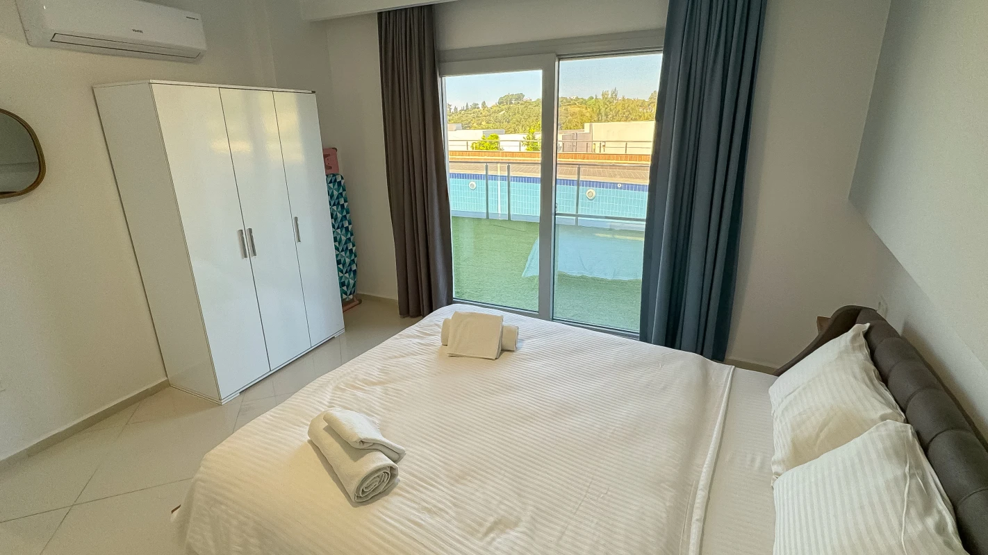 lavender-havuzyanı2-yatakodasi