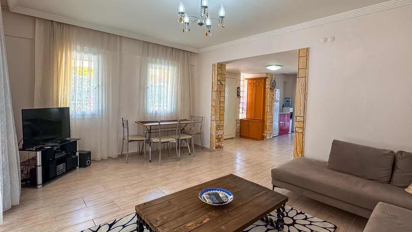 villa-elma-oturmaodasi