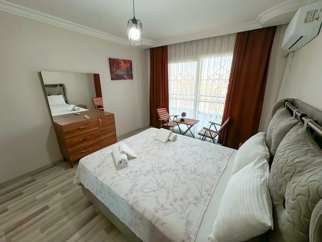 Double bedroom with wardrobe space