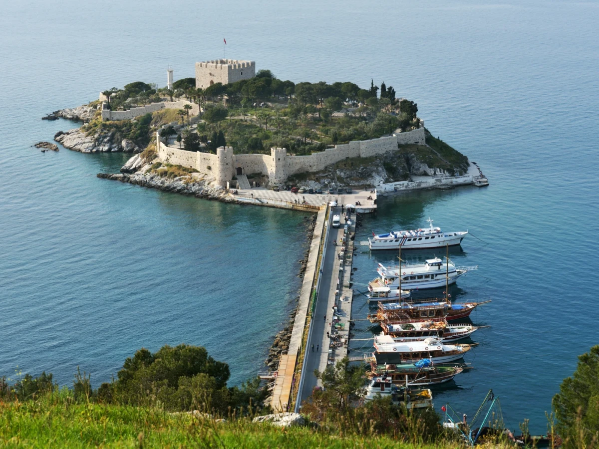 kusadasi castle