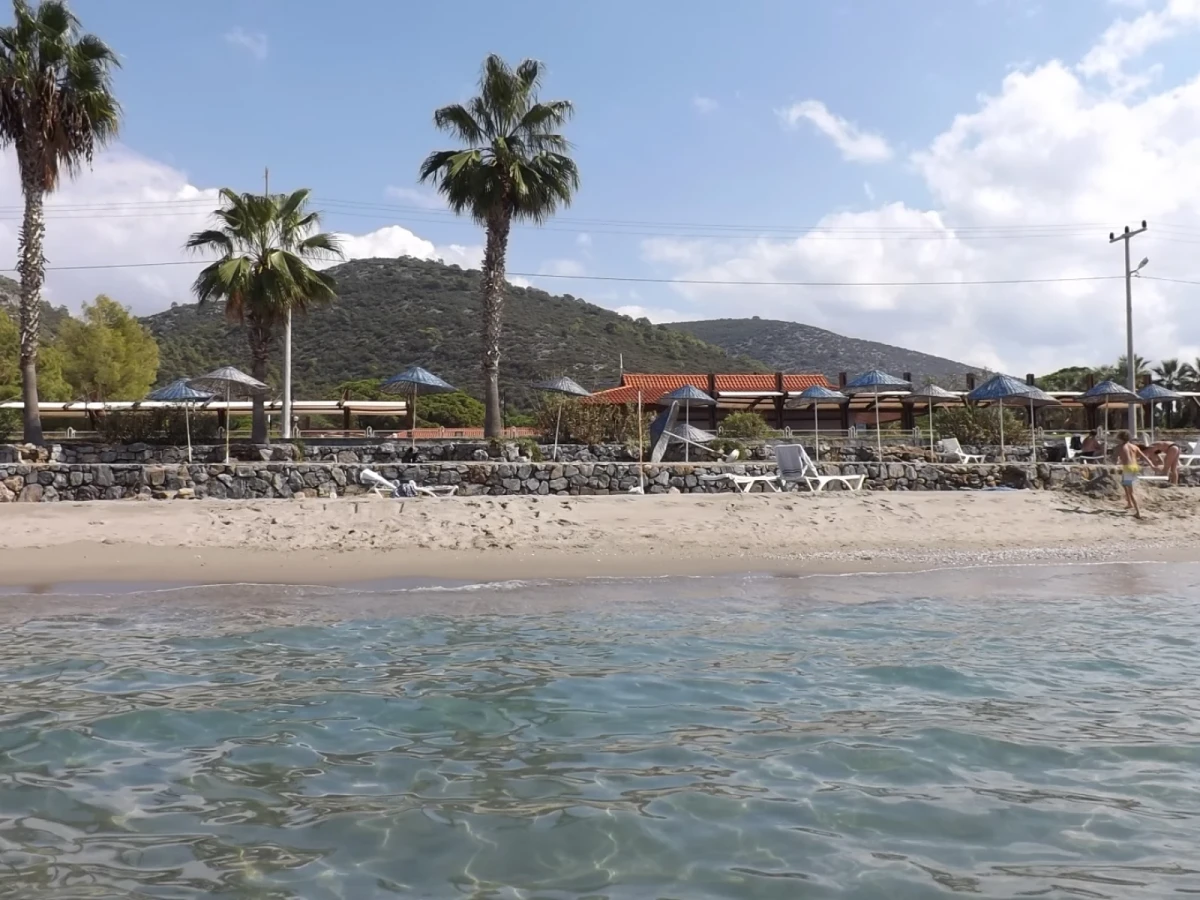 kustur plajı