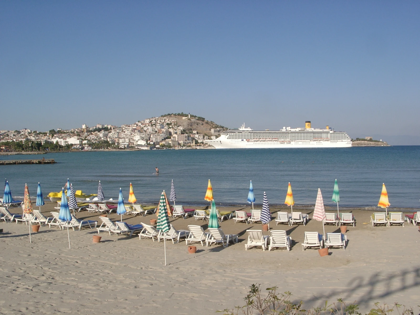 kuşadası merkez plajları