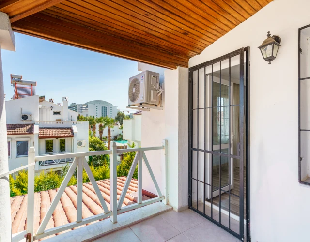 villa keyif üst balkon