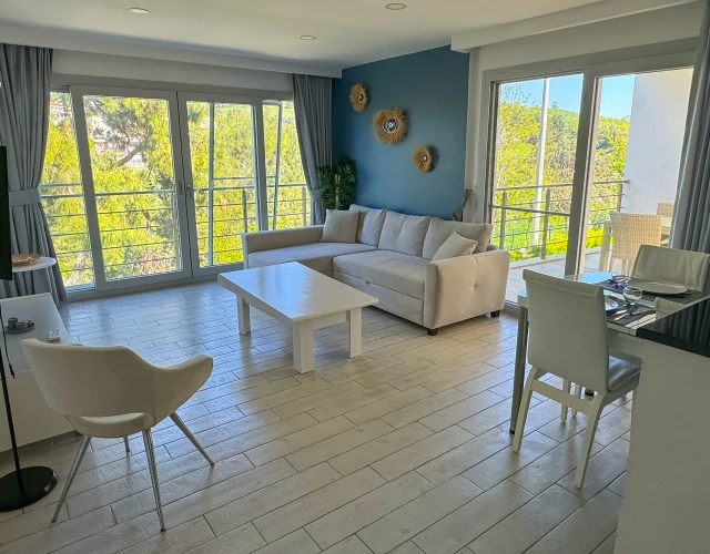 forestview1-livingroom