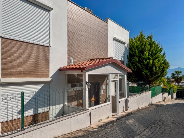 villa-zeytin-entrance