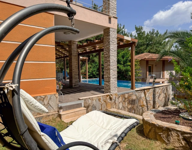 villa-siesta-garden-en