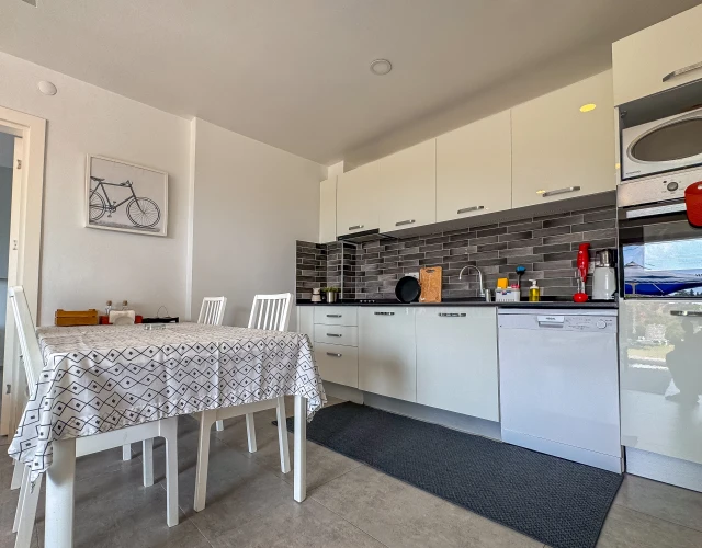 lavender-gardenviewb2-kitchen2