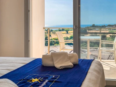 Kuşadası Lavender Residence D7 bedroom with sea view